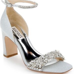 Badgley Mischka collection